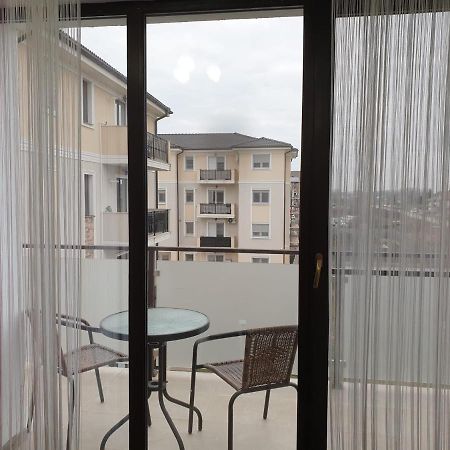 Apartament Adriana Apartment Giroc Exterior photo